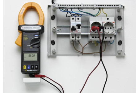 АКТАКОМ АТК-2200 Клещи токовые многофункциональные АКТАКОМ АТК-2200 Клещи токовые многофункциональные